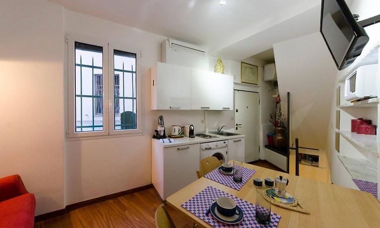 Hintown Monolocale A Quarto Vicino Al Gaslini Genoa Italy Lowest Booking Rates For Hintown Monolocale A Quarto Vicino Al Gaslini In Genoa